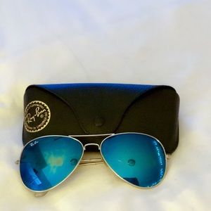 Ray-Ban